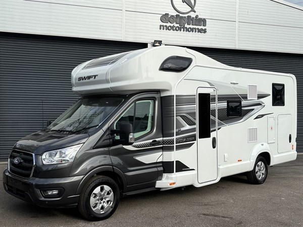 Swift Voyager 485